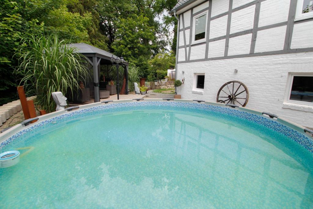 Blick zum Pavillion
