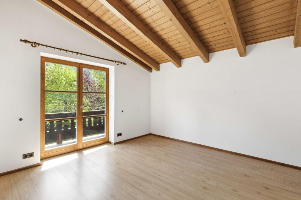 Schlafzimmer II OG - HS 34