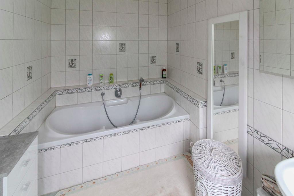 Badezimmer I EG