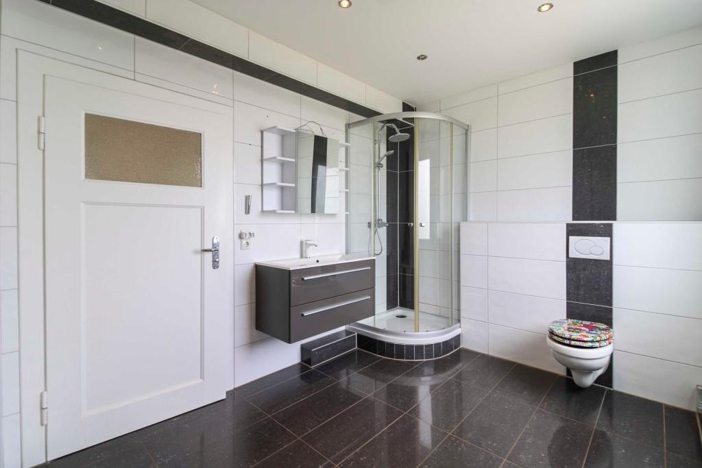 Badezimmer OG