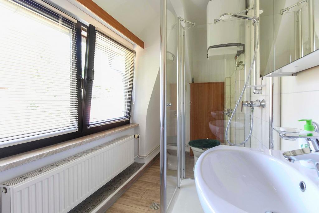 Badezimmer II 1.OG