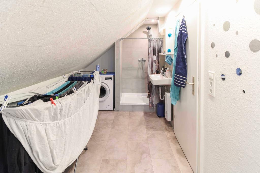 Badezimmer DG