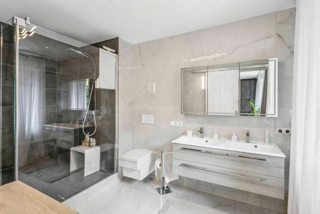 Bad en Suite (Masterbathroom)