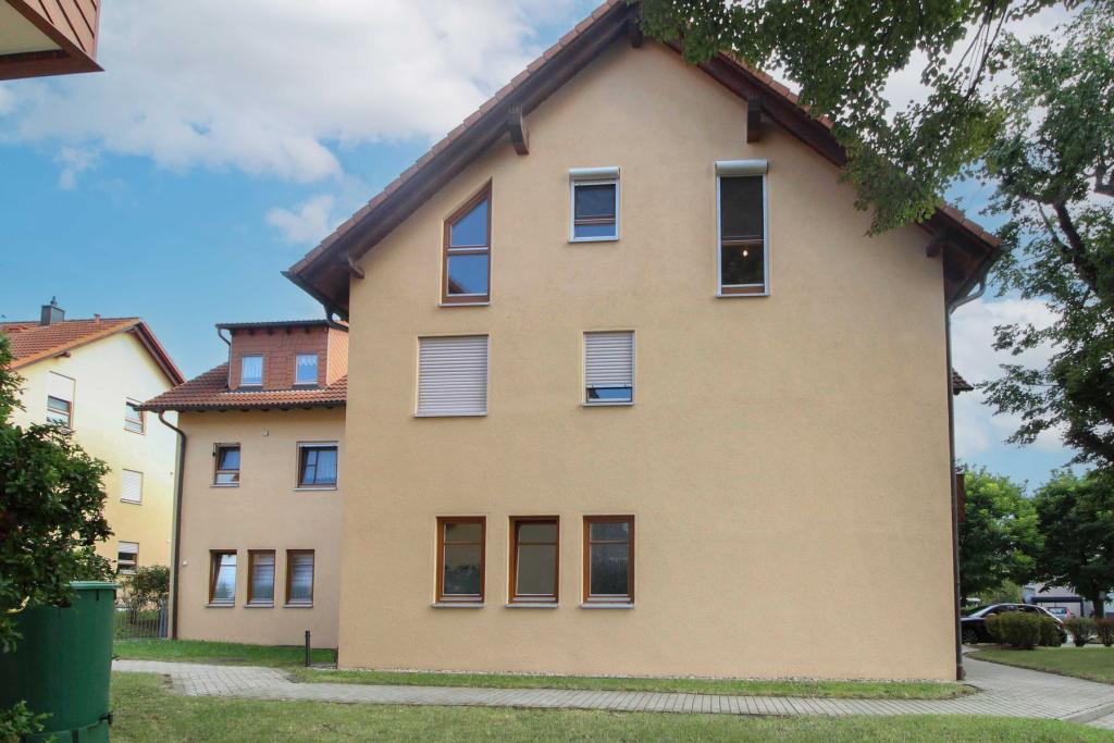 Haus mit WE im OG