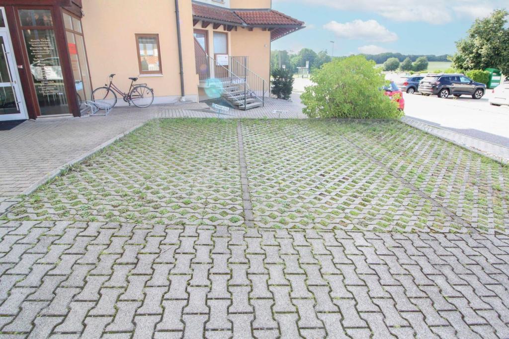 Pkw-Stellplatz