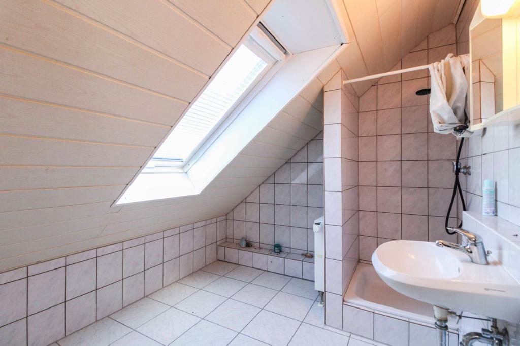 Badezimmer DG