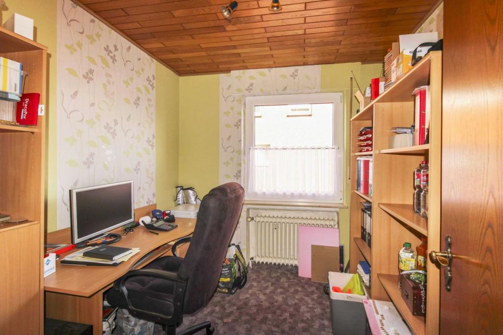 Büro EG