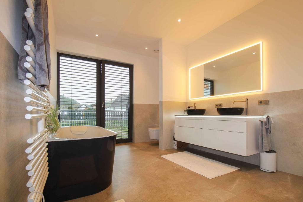 Badezimmer EG