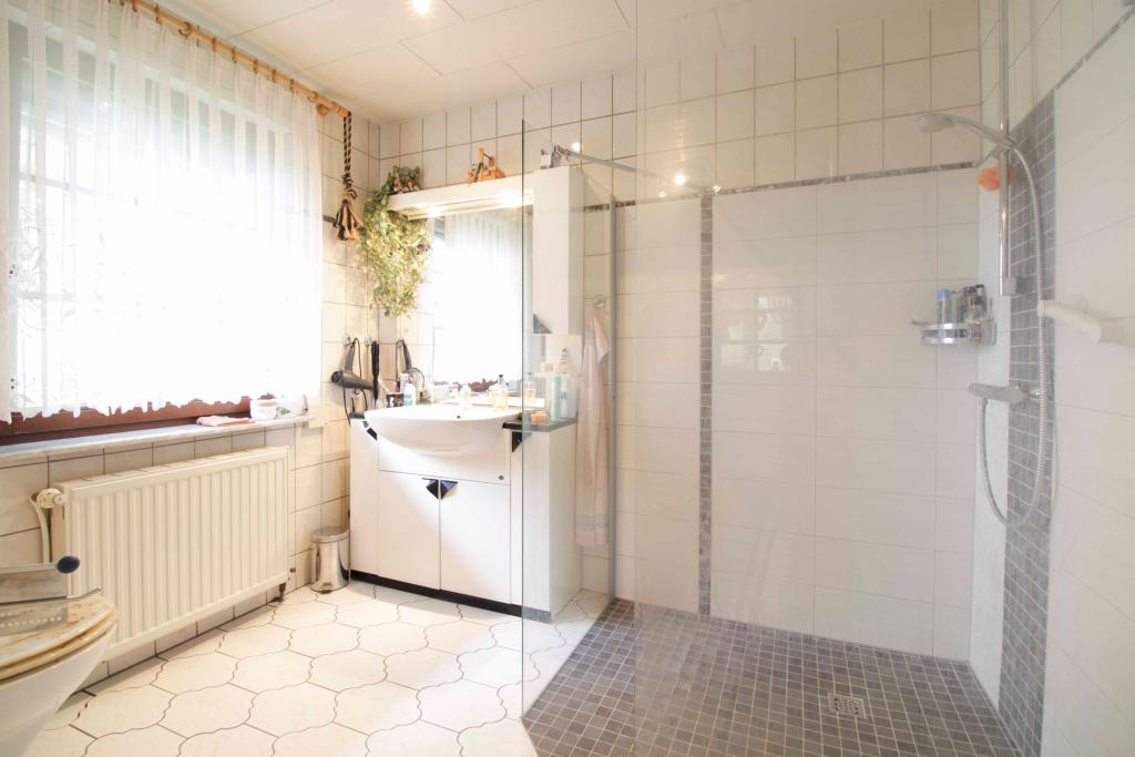 Badezimmer EG