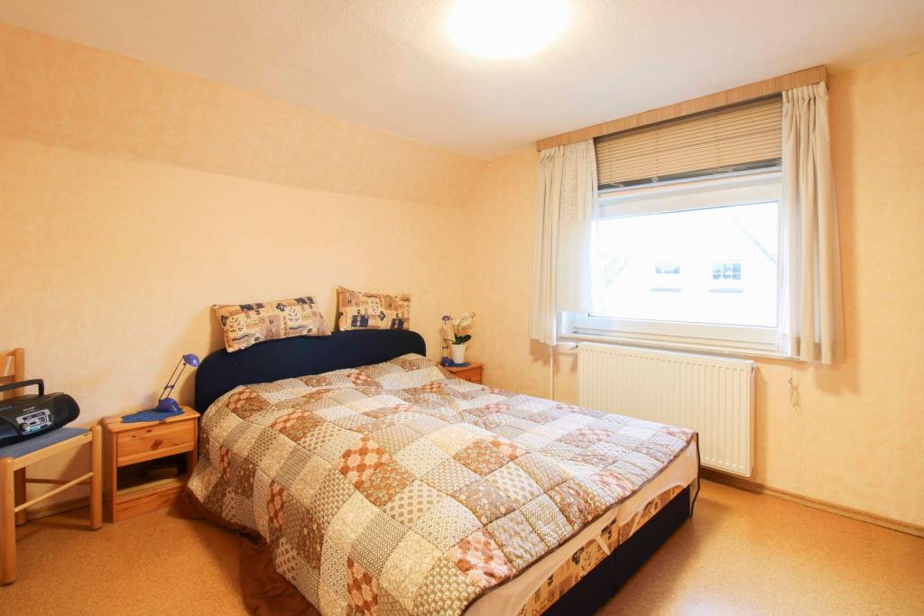 Schlafzimmer I OG