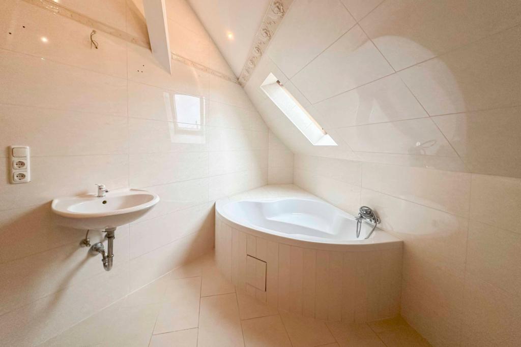 Badezimmer DG