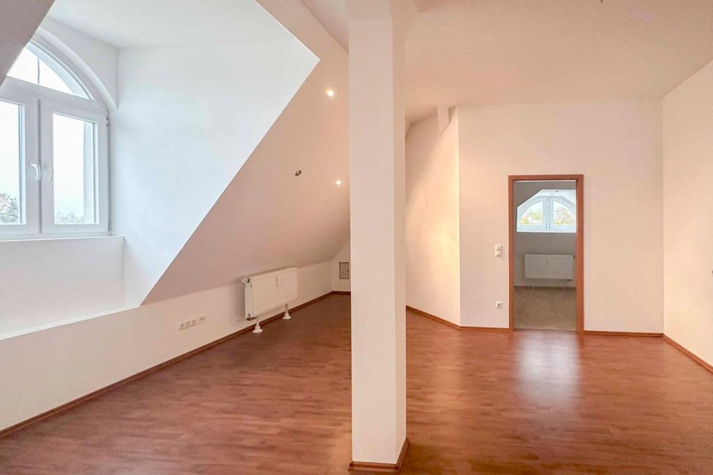 Wohnzimmer DG
