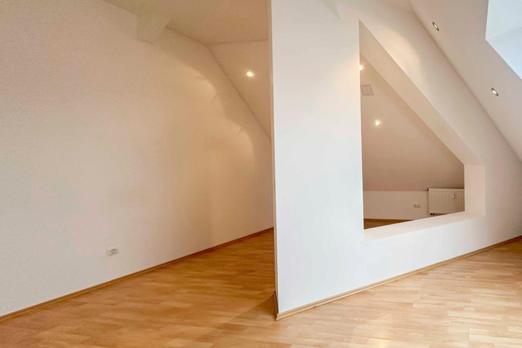 Schlafzimmer DG