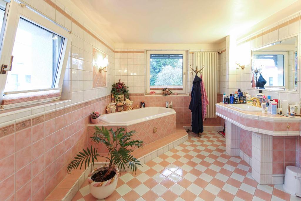 Badezimmer I 1. OG