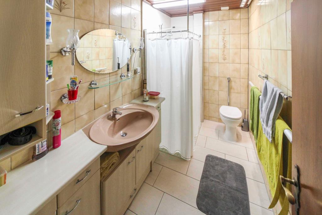 Badezimmer 1. OG