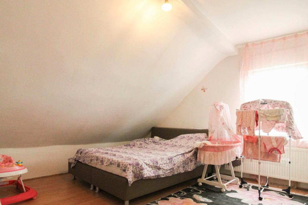 Schlafzimmer I