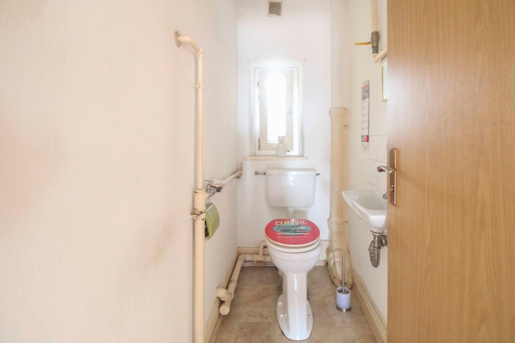 WC