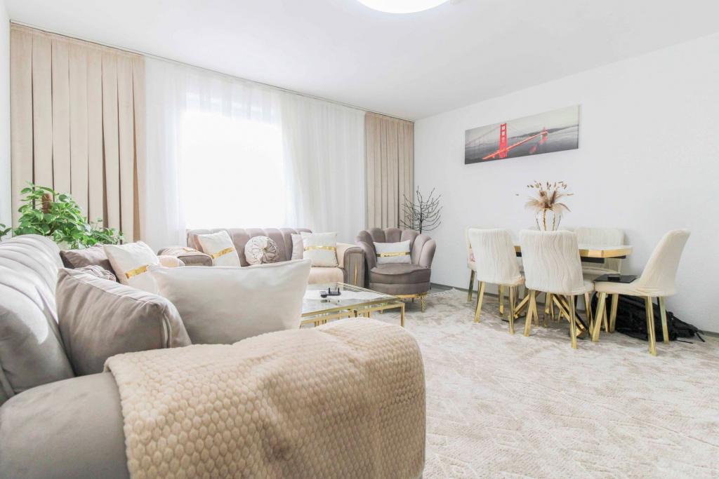 Wohnzimmer WE9, 2.OG.