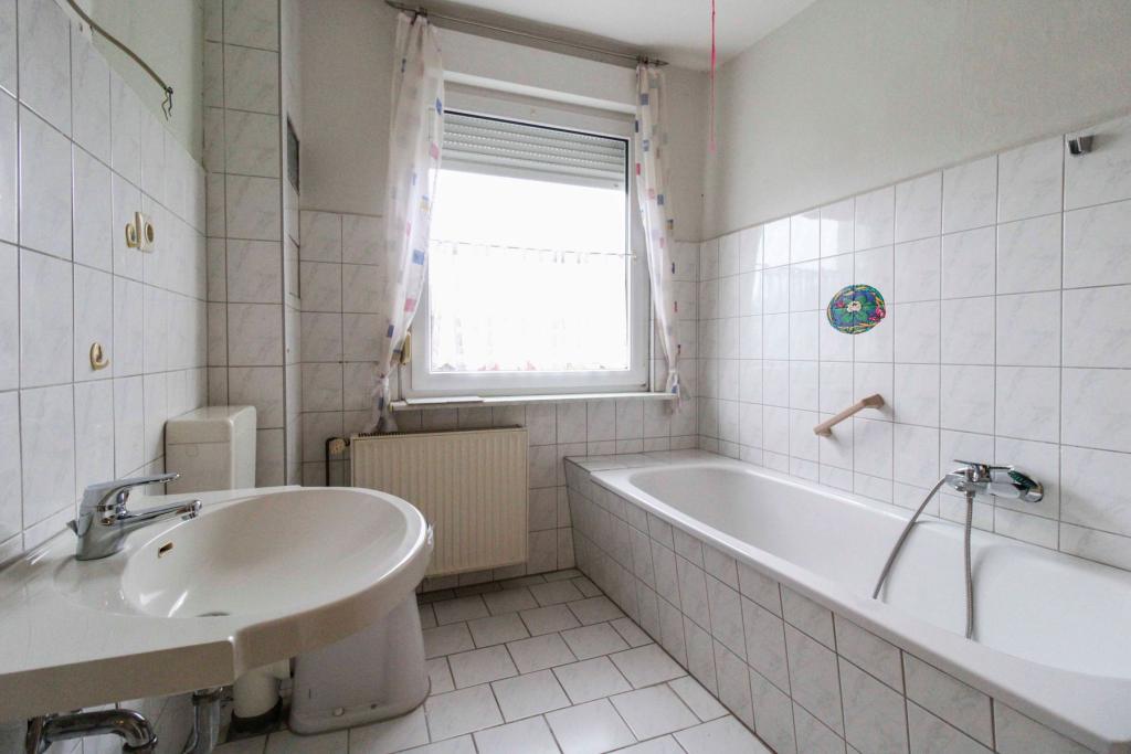 Badezimmer EG