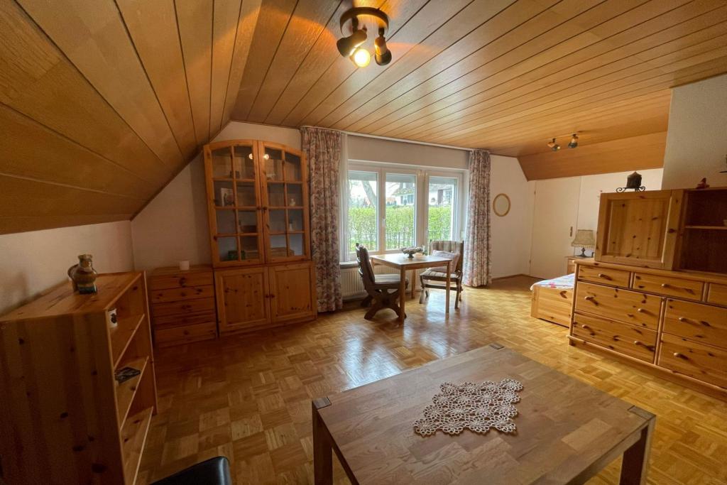 Zimmer 3_mit_Balkon