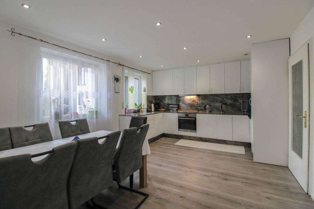 EG Küche + Essbereich