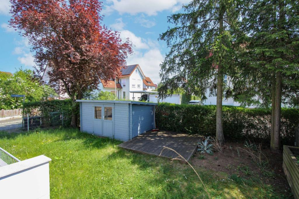 Garten mit möglicher Terrasse