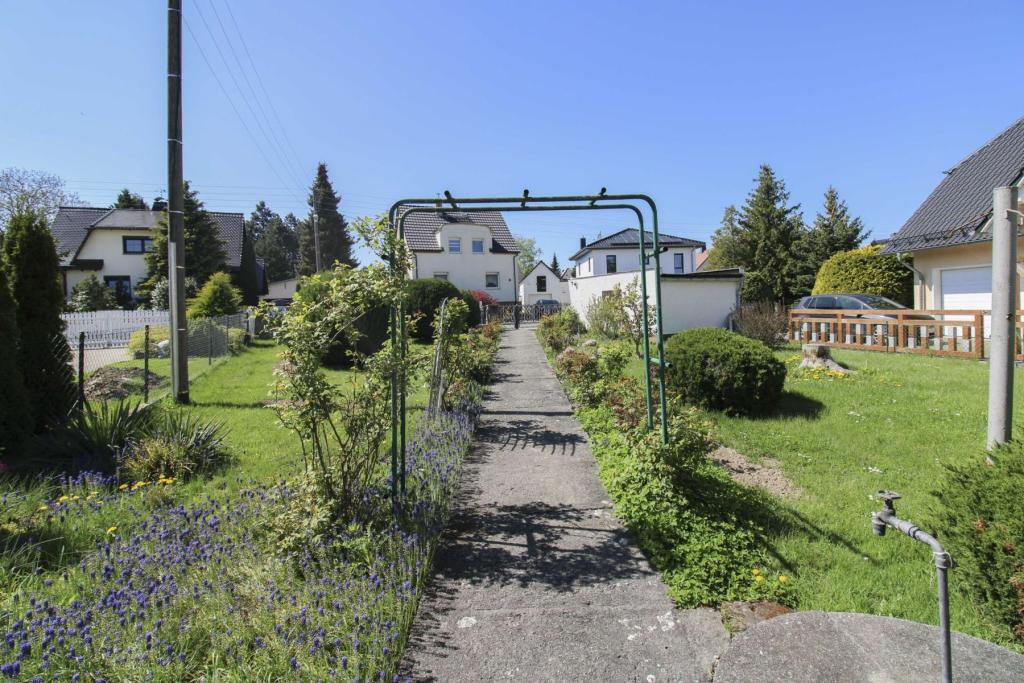 Blick zur Straße