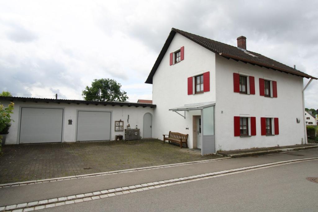 Außenansicht (Vorne)
