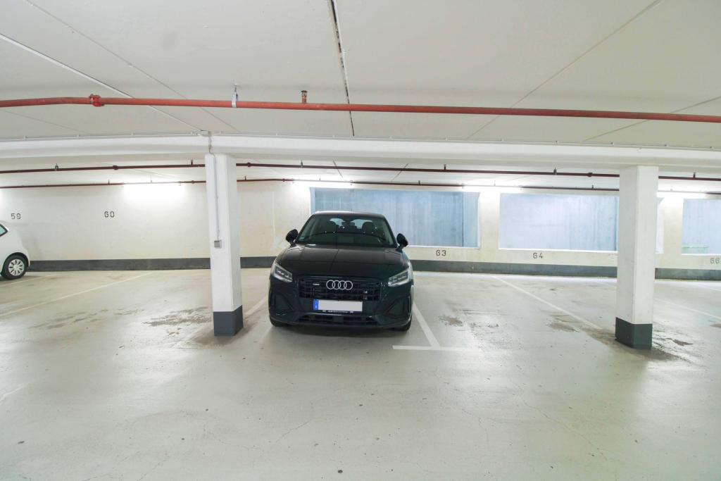 Tiefgaragenstellplatz