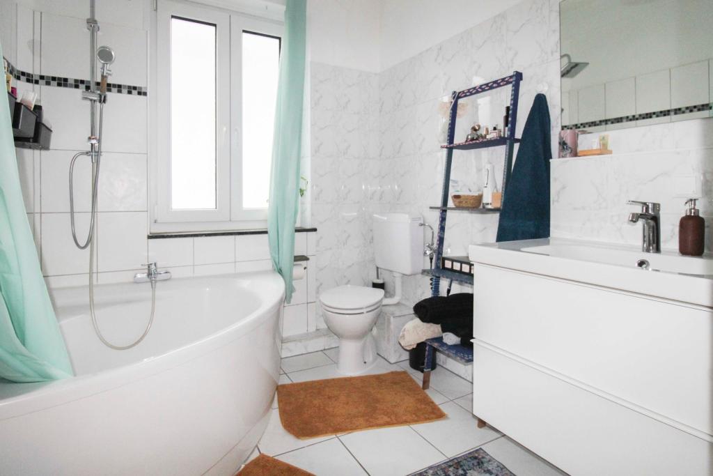 Badezimmer 1OG