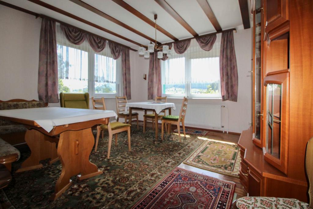 Wohnzimmer EG