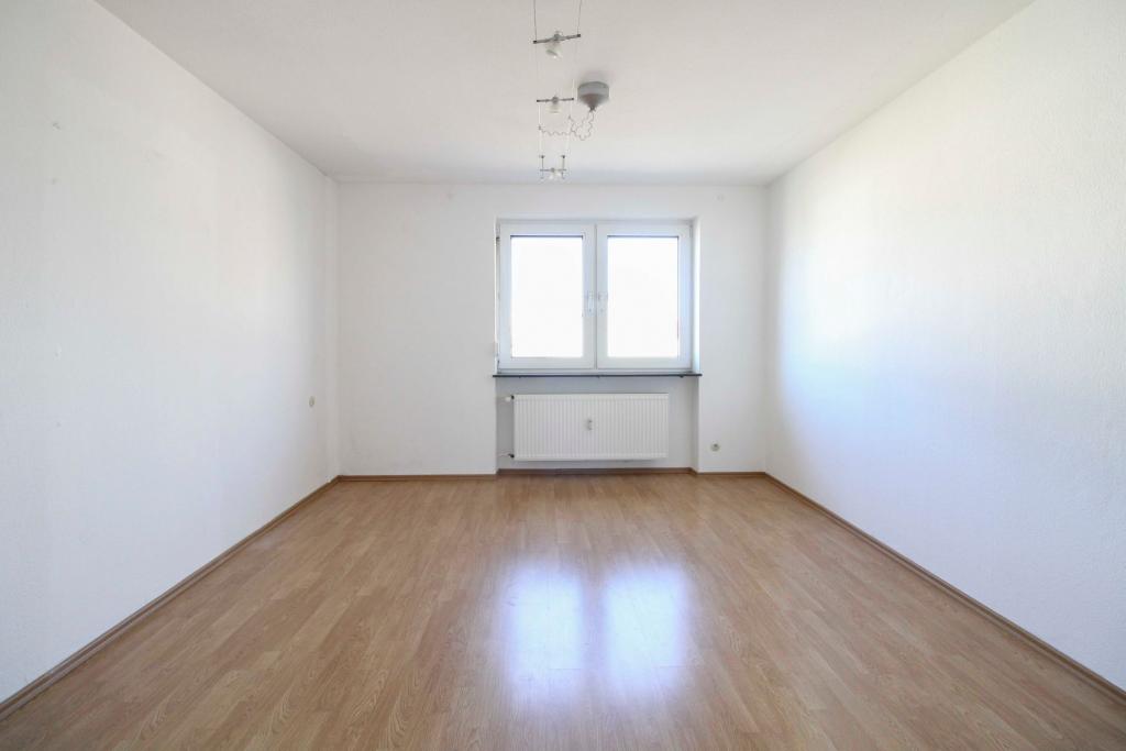1. OG re Schlafzimmer