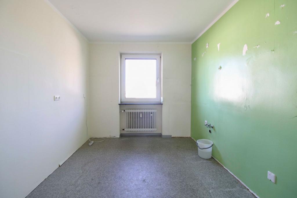 1. OG re Küche