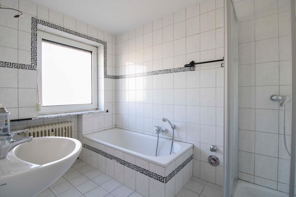 EG li Badezimmer