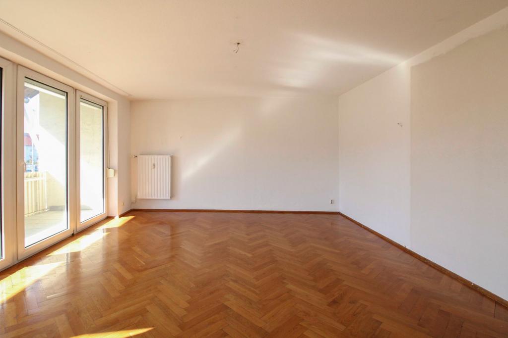 1. OG re Wohnzimmer