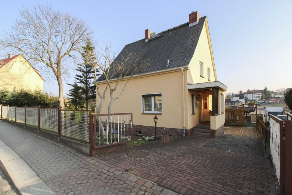 Straßenansicht