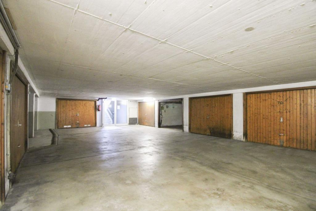 Garage_