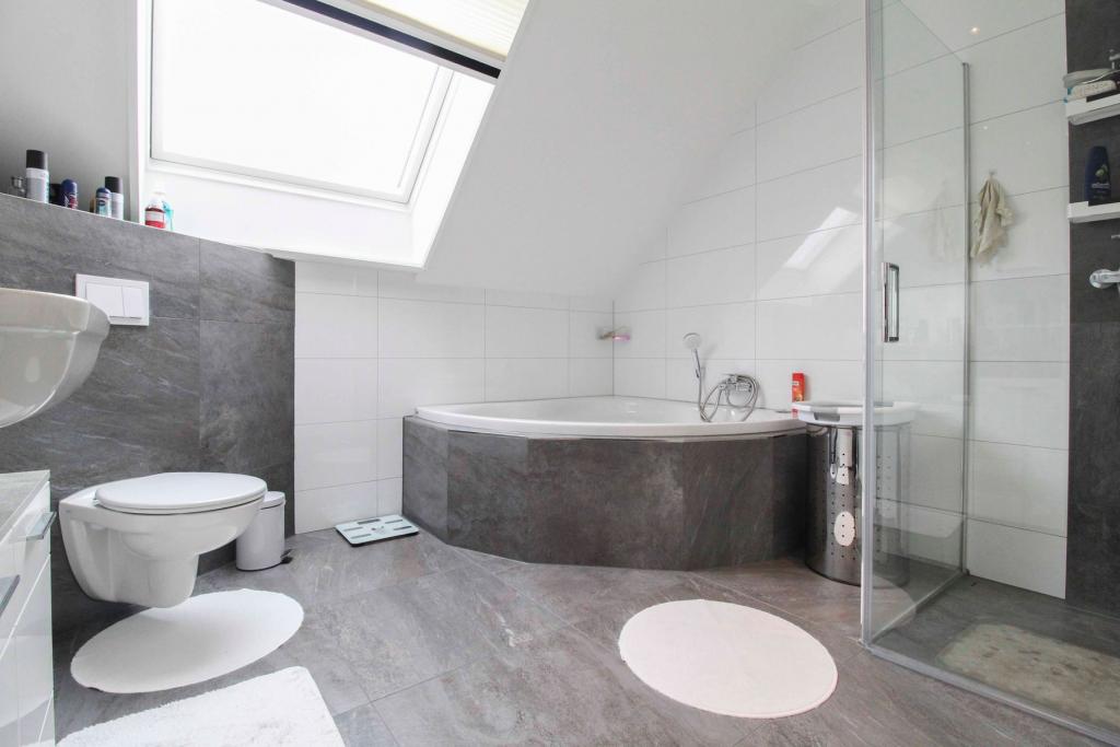 Badezimmer OG