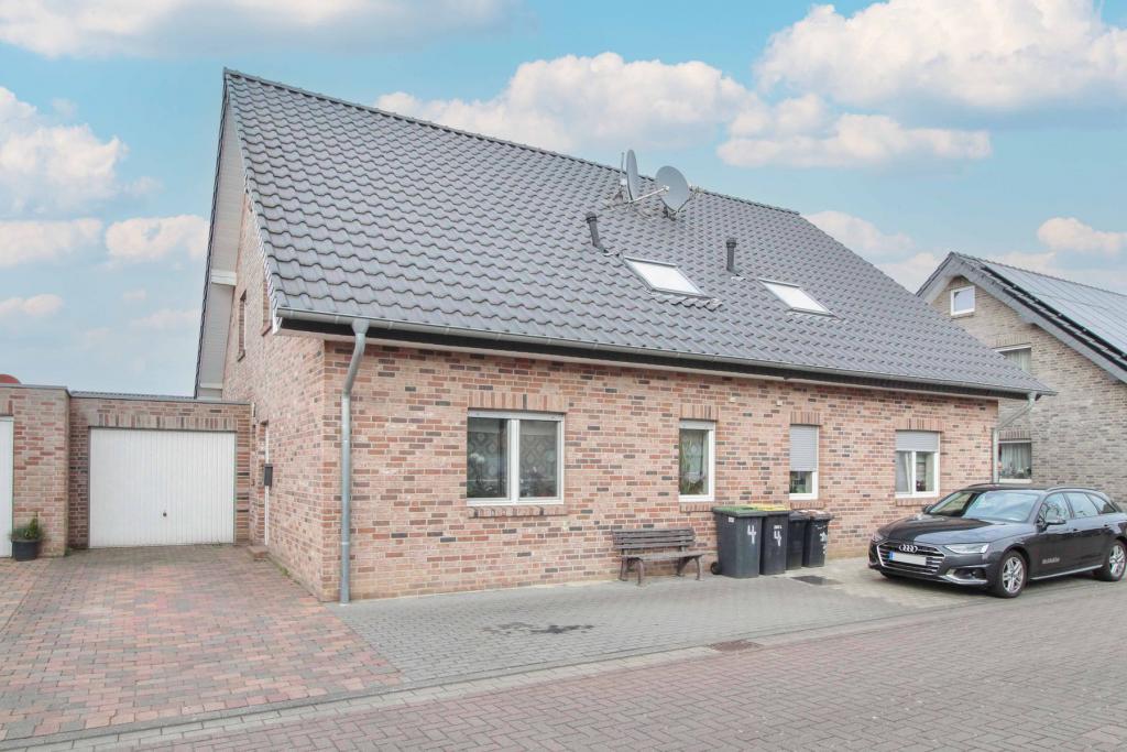 1. Haus Außenansicht