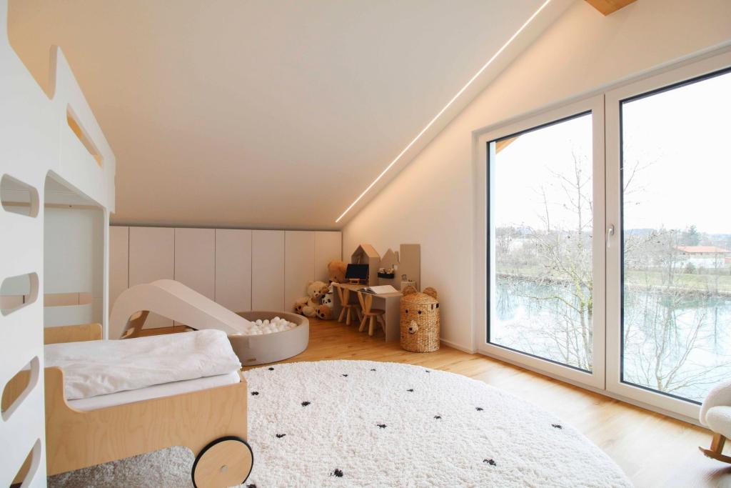 Schlafzimmer III Bild II DG