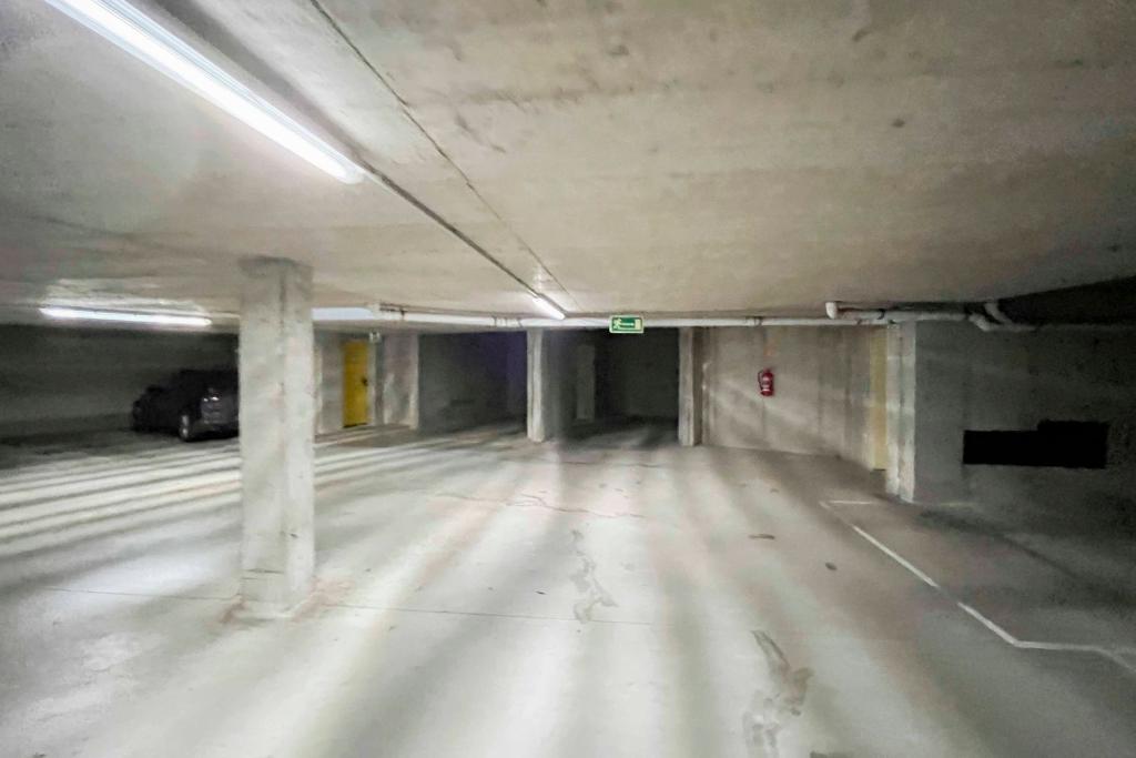 Tiefgarage(1)