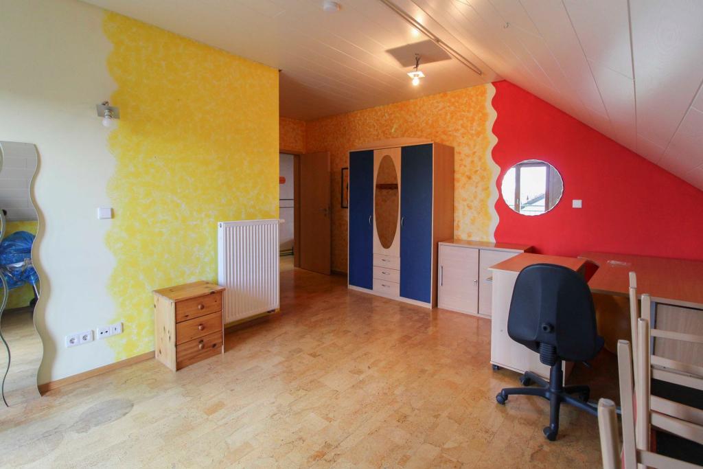 Kinderzimmer 2 OG