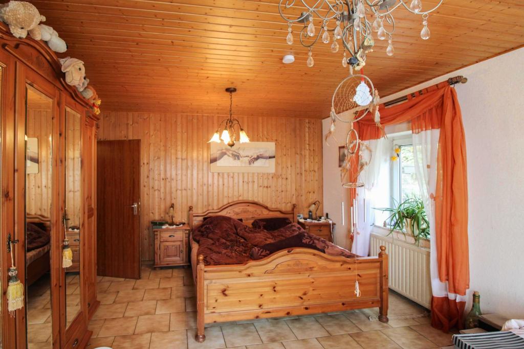 Schlafzimmer 2