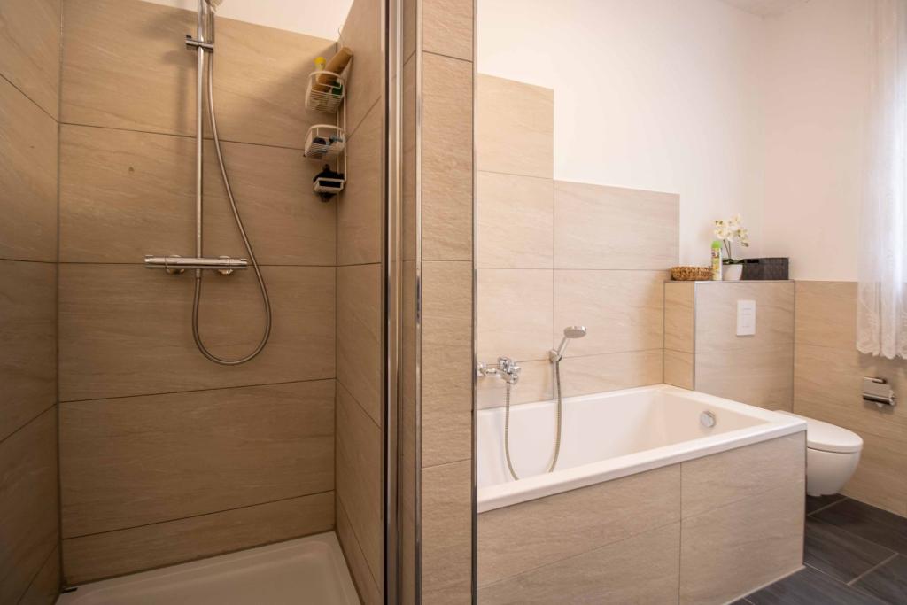 Badezimmer EG