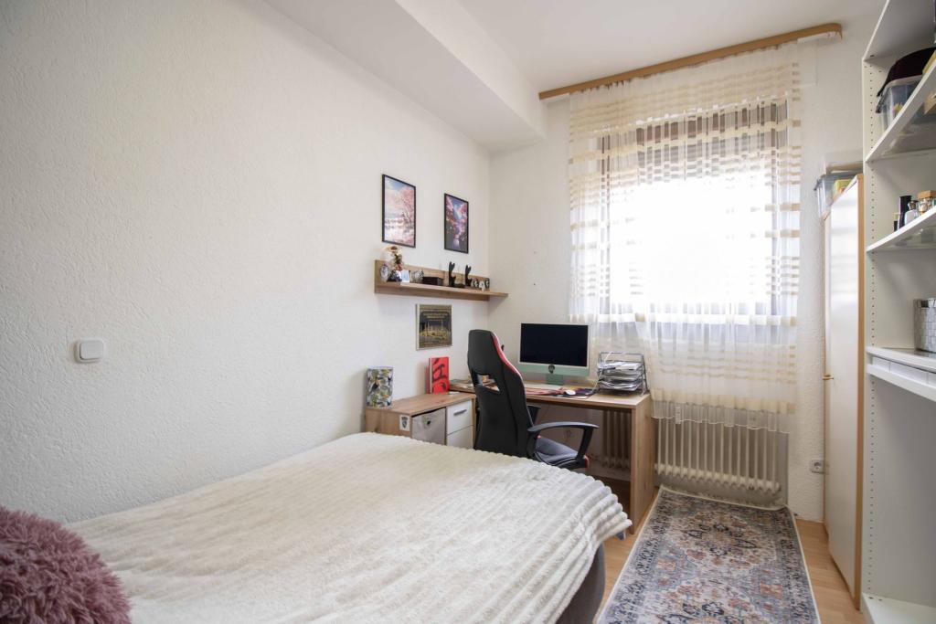 Schlafzimmer 2 EG