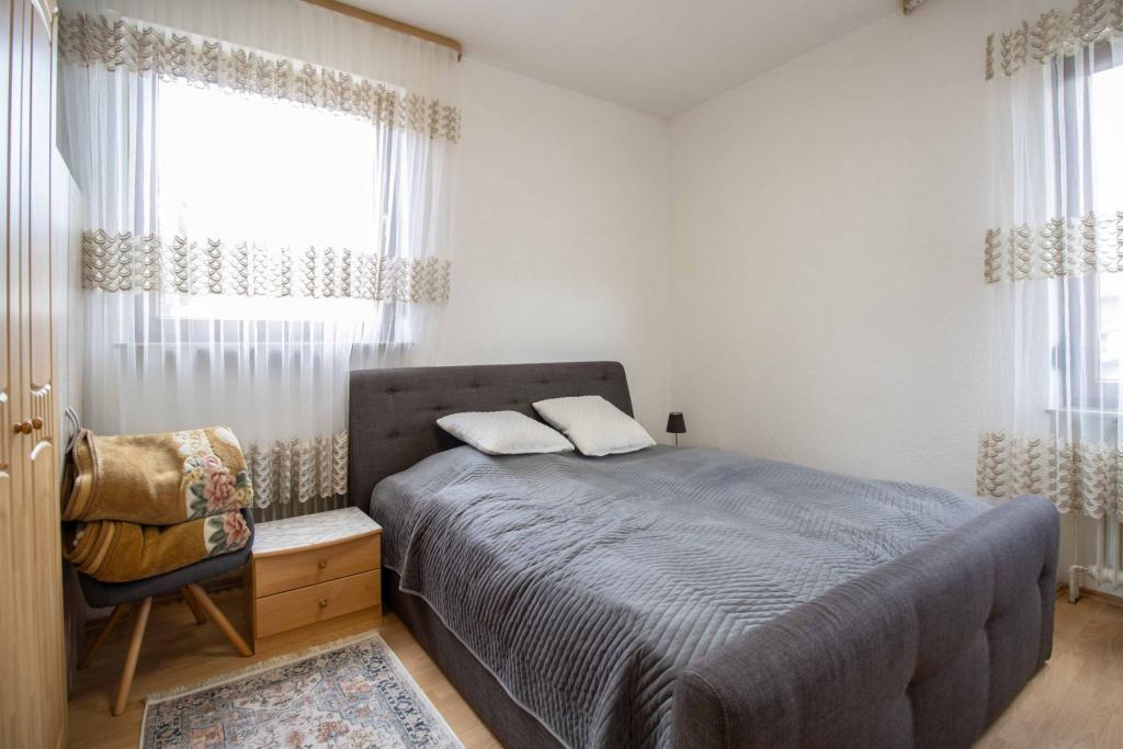 Schlafzimmer 1 EG