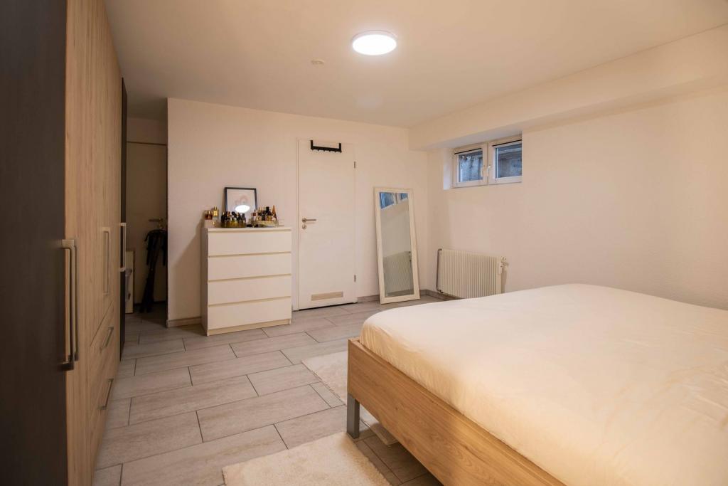 Schlafzimmer UG