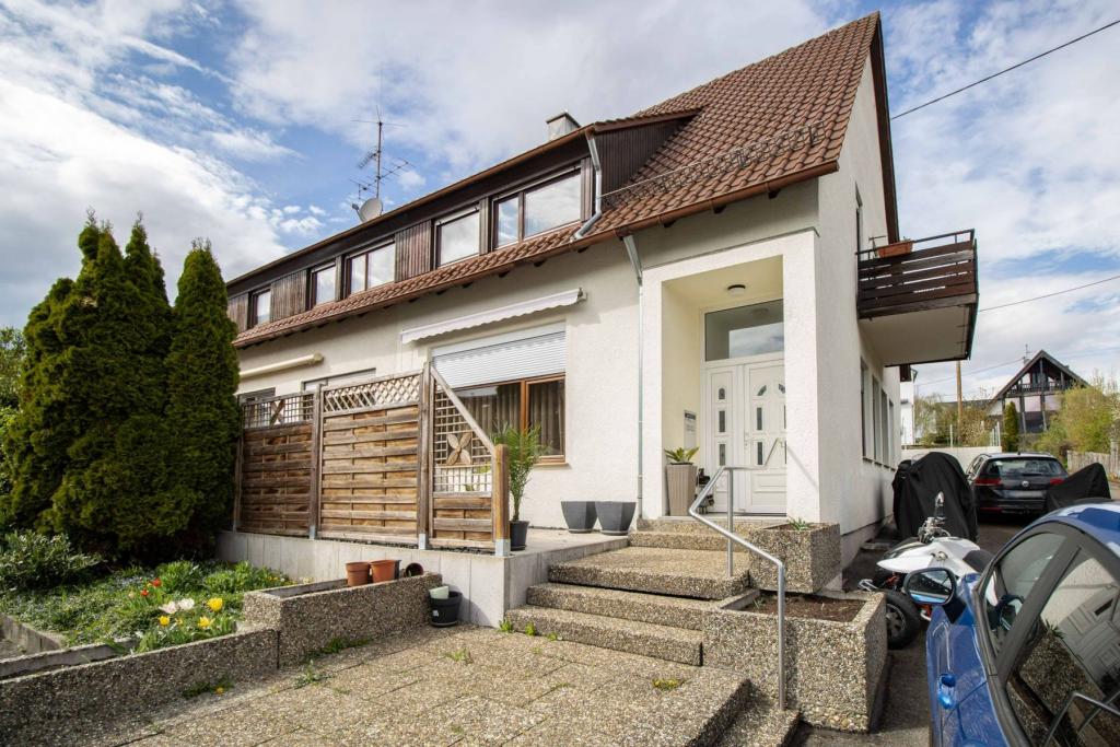 Haus seitlich