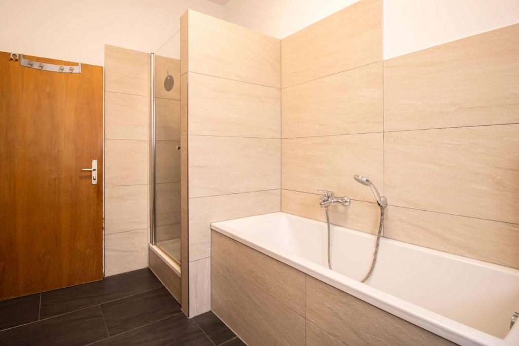 Badezimmer EG