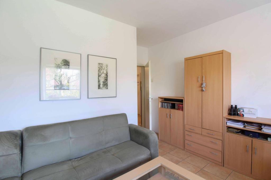Zimmer 2 Richtung Flur